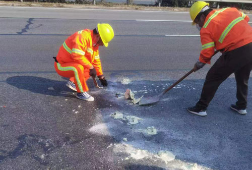 平坝公路下沉注浆加固